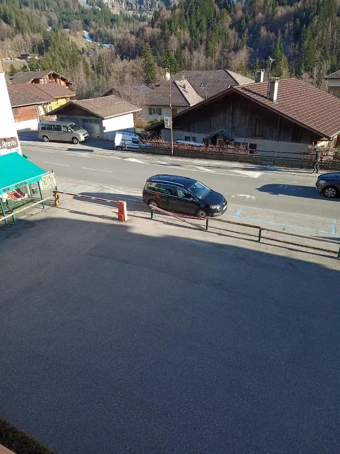 Apartment Appart La Porte Des Neiges - Saint Jean De Sixt