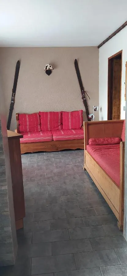 Appart La Porte Des Neiges - Saint Jean De Sixt Apartment